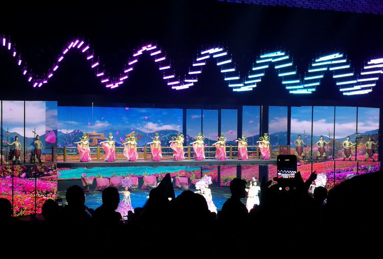 31399金沙娱场城特种陶瓷有限公司举行2019年炭河古城一日游